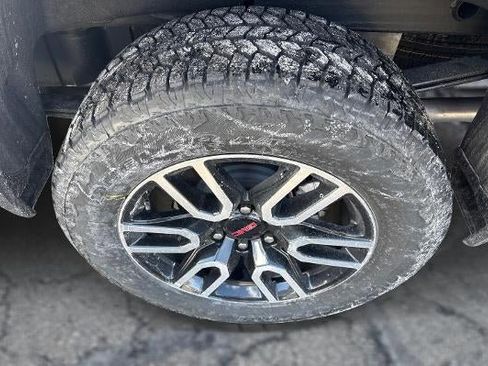 New 2026 GMC Sierra 1500 AT4 w/ Technology Package image 9