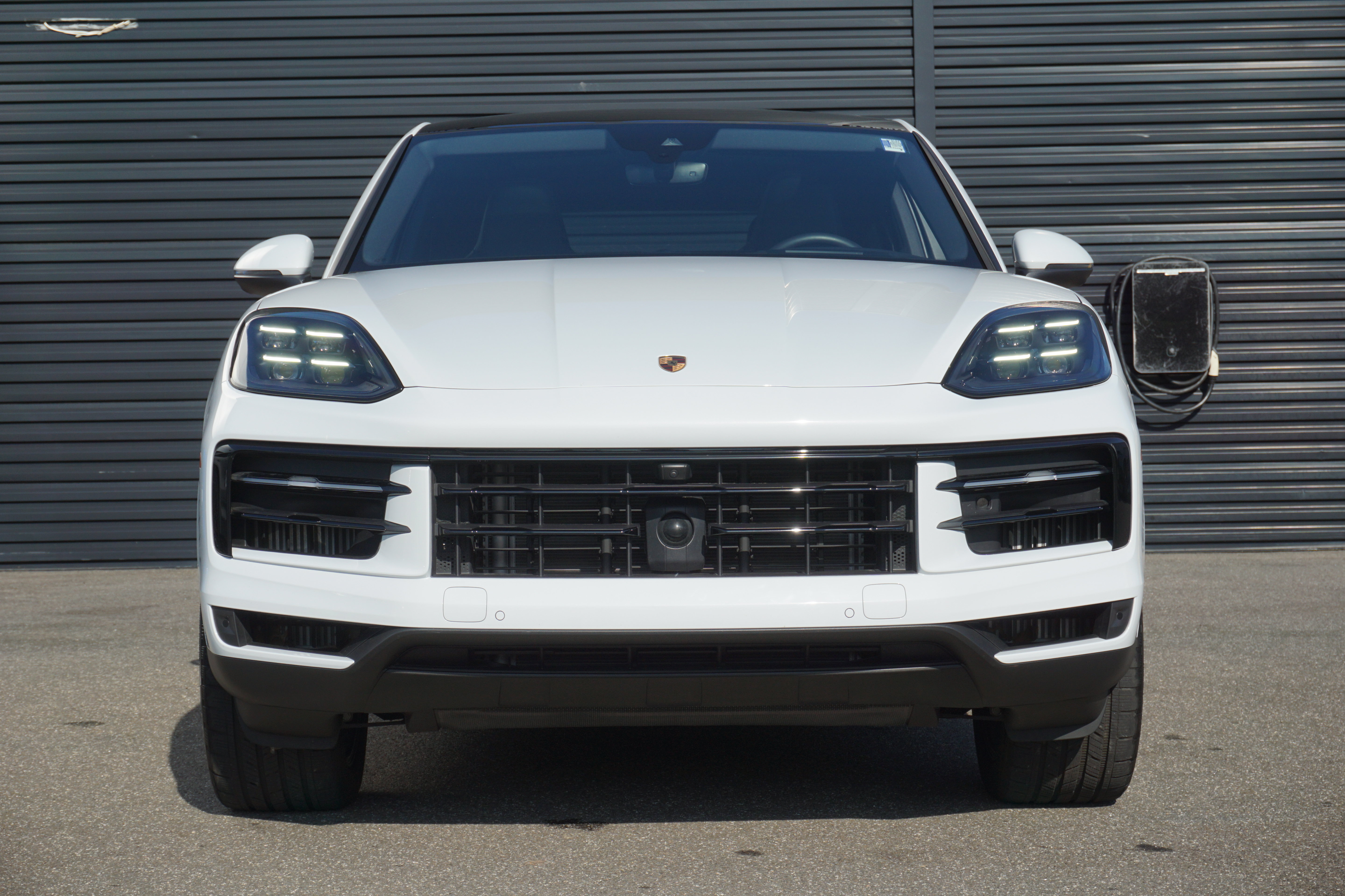 Certified 2025 Porsche Cayenne Coupe AWD/4WD image 12