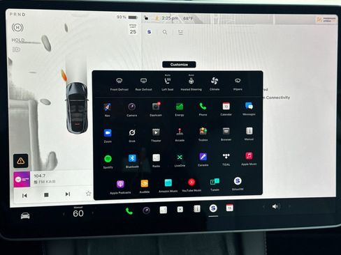 Used 2023 Tesla Model Y Performance AWD/4WD image 17