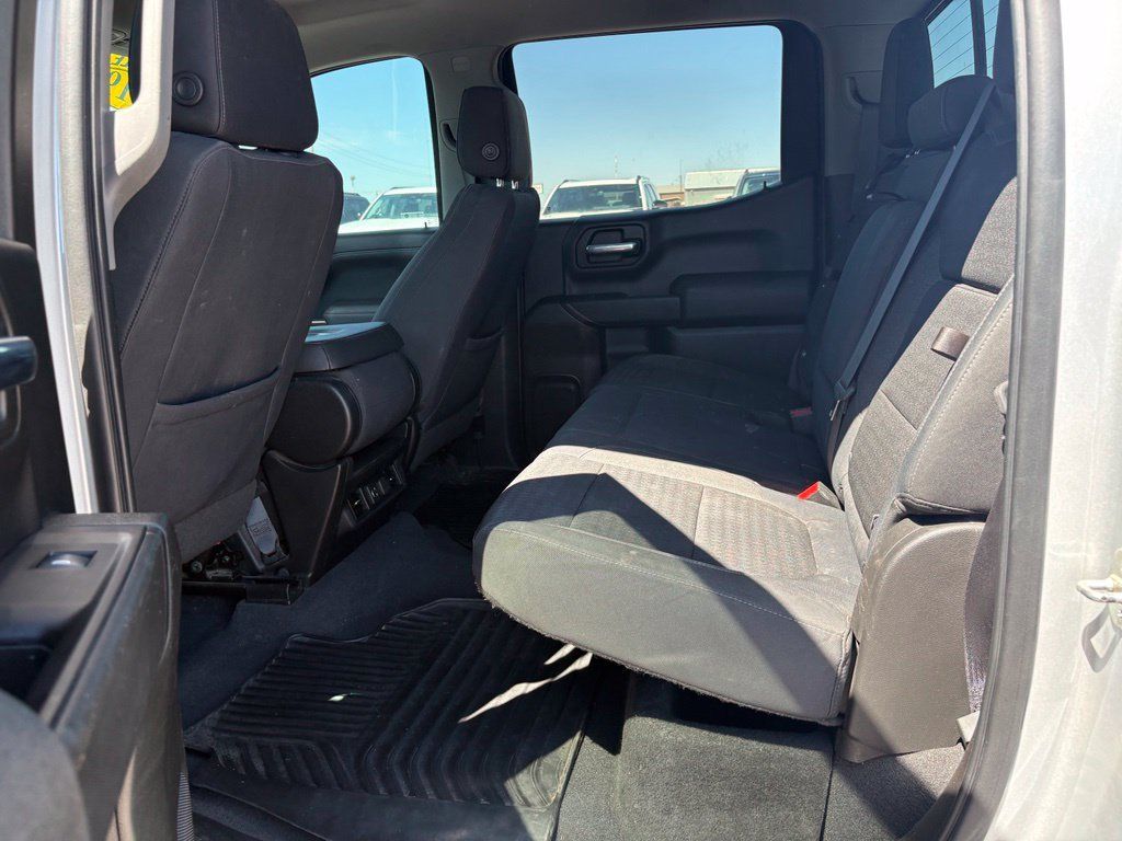 Used 2019 Chevrolet Silverado 1500 LT w/ Texas Edition RWD image 10