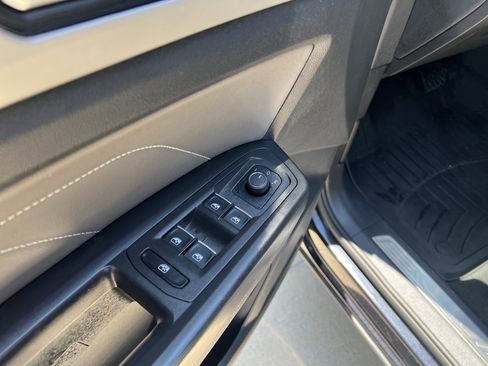 Certified 2023 Volkswagen Atlas SE FWD image 14