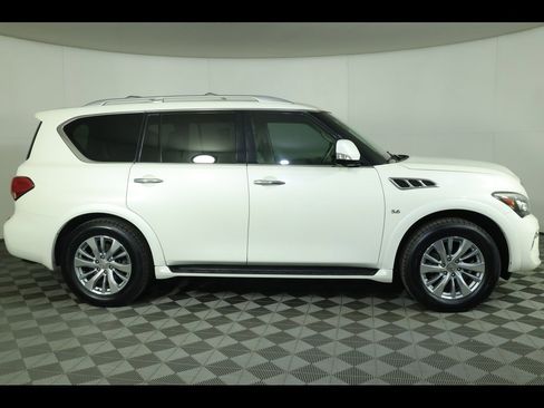 Used 2016 INFINITI QX80 Base w/ Driver's Assistance Package image 18