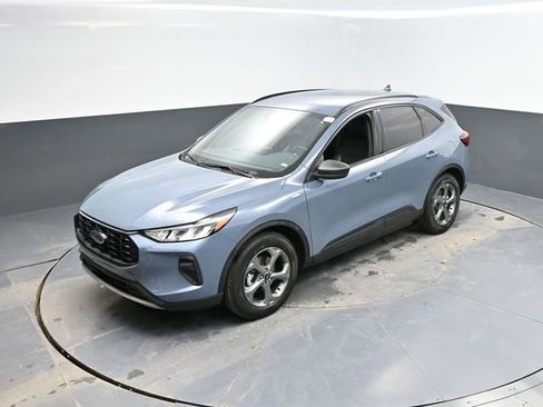 Used 2025 Ford Escape ST-Line FWD image 35
