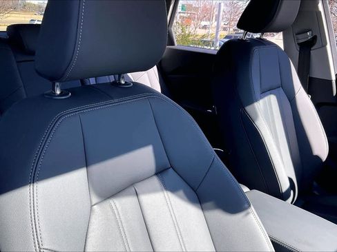 Certified 2025 Audi Q5 Premium w/ Convenience Package image 8