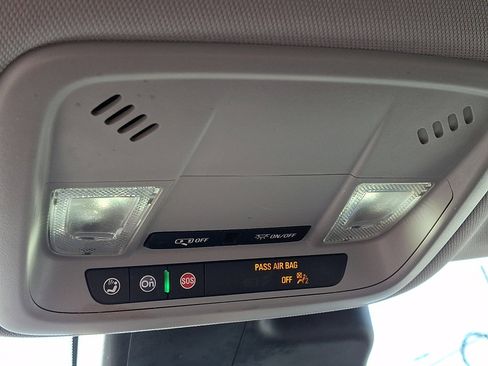 Used 2023 Chevrolet Malibu LT image 32