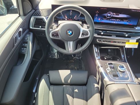 New 2026 BMW X5 xDrive40i w/ Executive Package AWD/4WD image 11