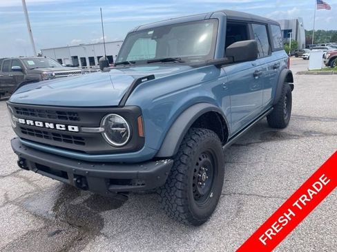 Used 2022 Ford Bronco Black Diamond AWD/4WD image 1