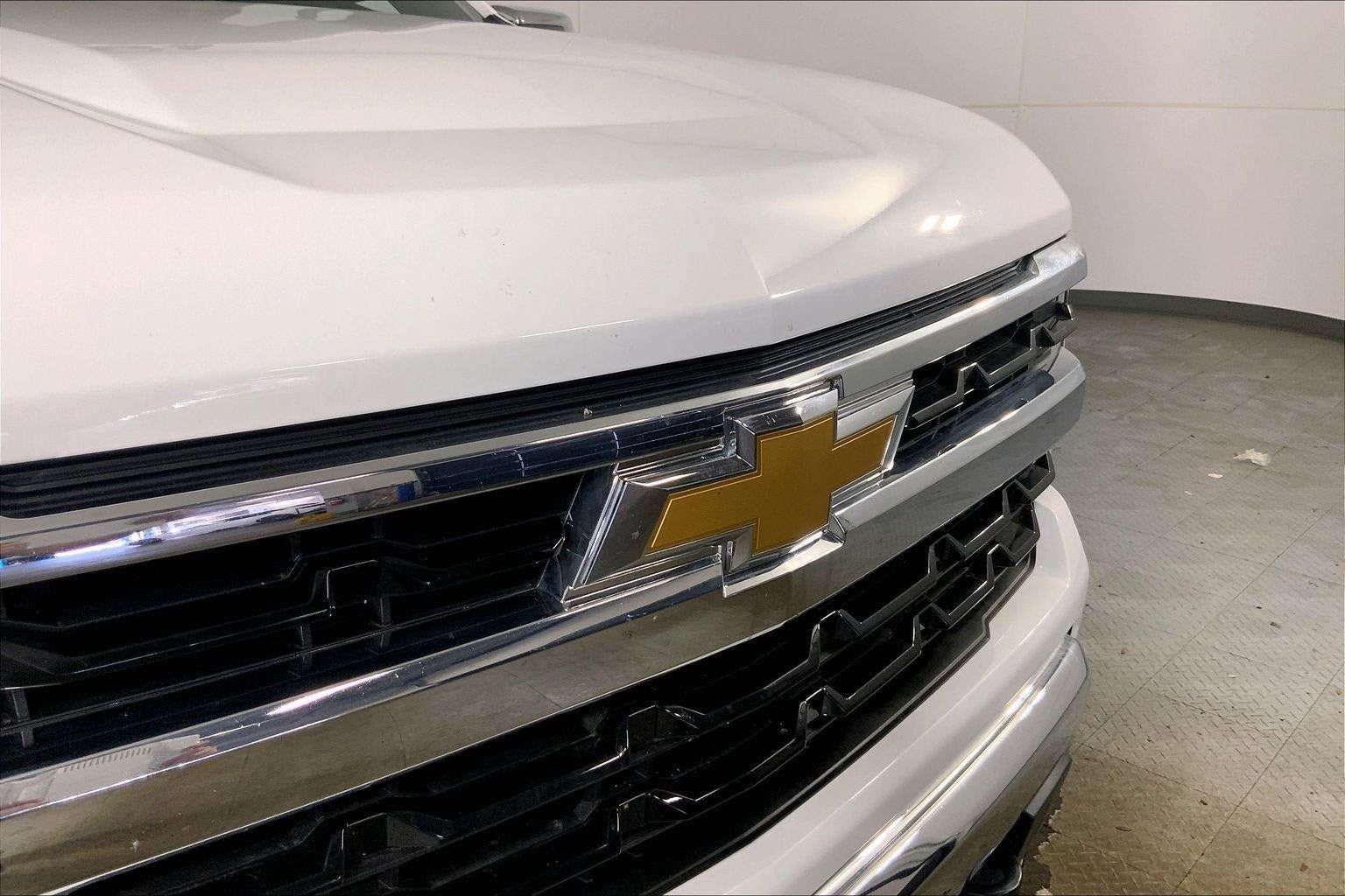 Used 2024 Chevrolet Silverado 1500 LT AWD/4WD image 28