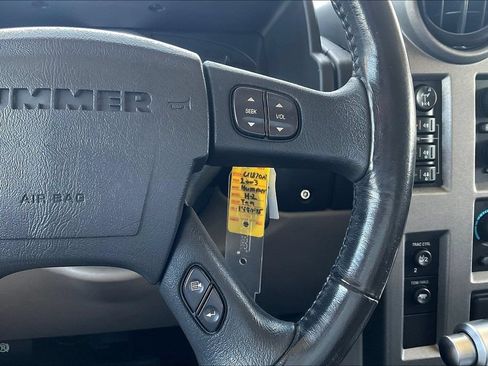 Used 2003 HUMMER H2 w/ Preferred Equipment Group AWD/4WD image 11