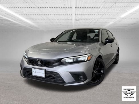 Used 2024 Honda Civic Sport image 1