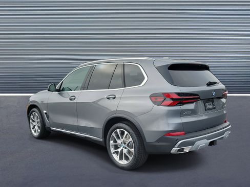New 2026 BMW X5 xDrive40i w/ Climate Comfort Package image 4