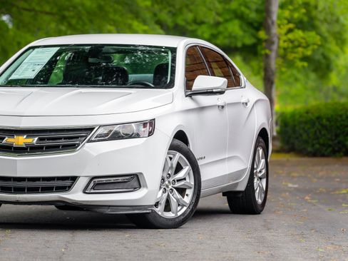 Used 2020 Chevrolet Impala LT FWD image 25