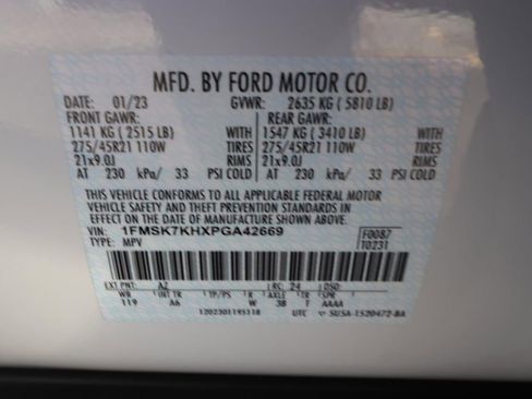 Certified 2023 Ford Explorer ST-Line w/ Class IV Trailer Tow Package image 28