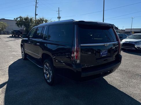 Used 2015 Cadillac Escalade ESV Premium image 5