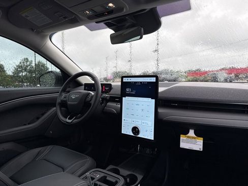 New 2025 Ford Mustang Mach-E Premium image 19