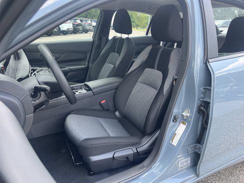 New 2026 Nissan Sentra SV w/ Floor Mat Package FWD image 15