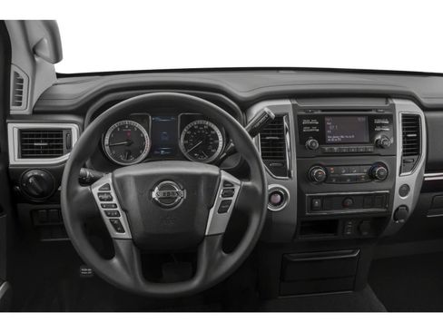 Used 2018 Nissan Titan SV w/ SV Convenience Package image 4