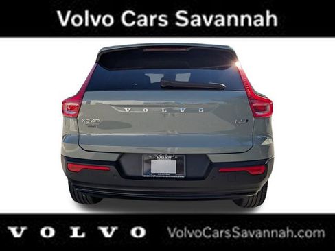 Certified 2024 Volvo XC40 B5 Core image 6