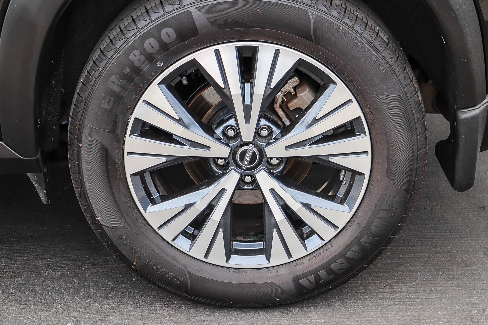 Used 2023 Nissan Rogue SV FWD image 12