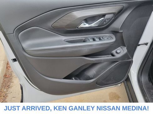 Used 2024 GMC Terrain SLE w/ Driver Convenience Package AWD/4WD image 14
