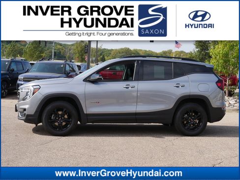 Used 2023 GMC Terrain AT4 image 1