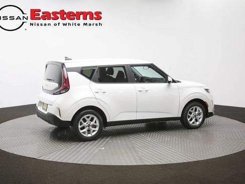 Used 2024 Kia Soul LX w/ Option Group 015 FWD image 41