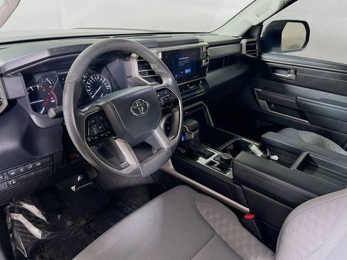 Used 2022 Toyota Tundra SR5 AWD/4WD image 10