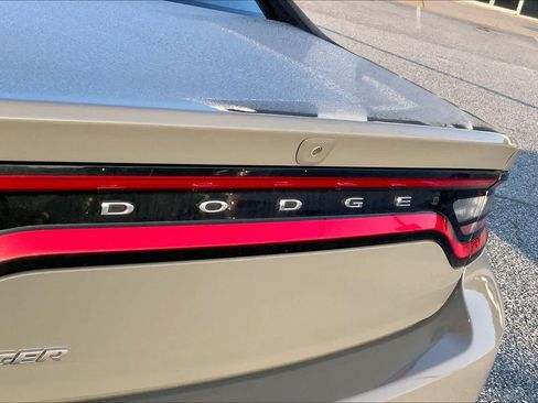 Used 2023 Dodge Charger SXT RWD image 10