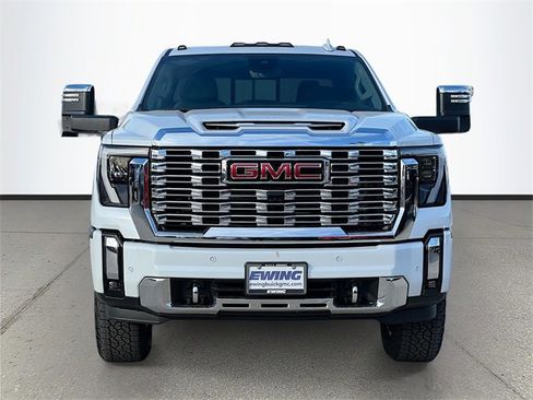 New 2026 GMC Sierra 2500 Denali w/ Denali Reserve Package image 2