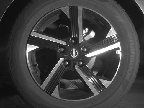 Used 2025 Nissan Sentra SV FWD image 14