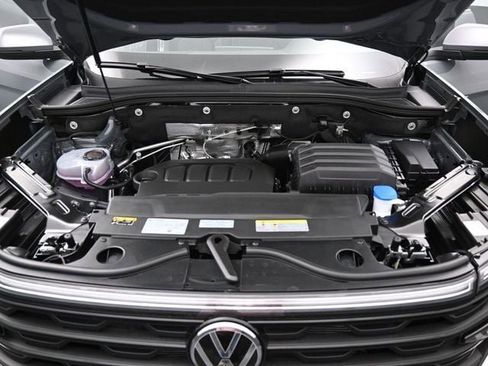 New 2026 Volkswagen Atlas Cross Sport SE AWD/4WD image 15