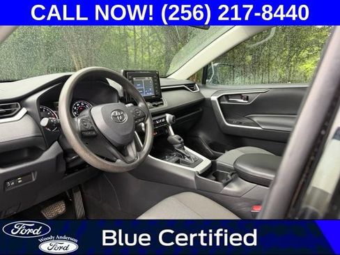Used 2021 Toyota RAV4 XLE FWD image 7