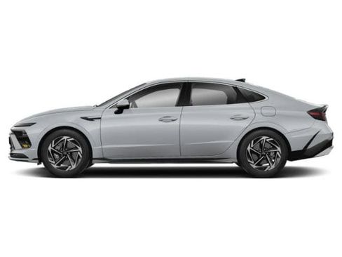 Certified 2026 Hyundai Sonata SEL FWD image 2