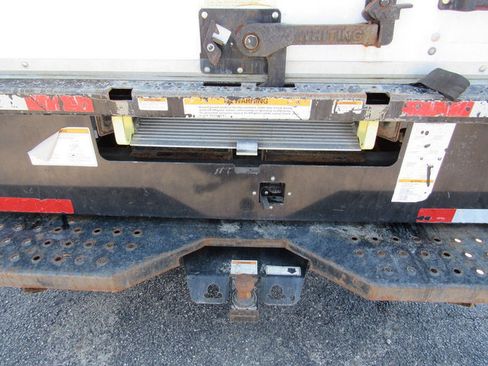 Used 2021 GMC Savana 3500 Extended w/ Power Convenience Package RWD image 16