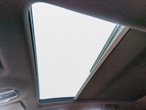 Used 2023 Porsche Cayenne S image 16