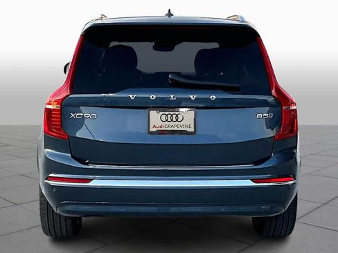 Used 2024 Volvo XC90 B5 Core w/ Protection Package Premier image 6