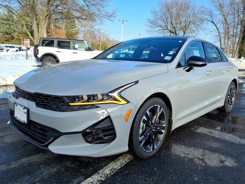 Used 2023 Kia K5 GT-Line image 5