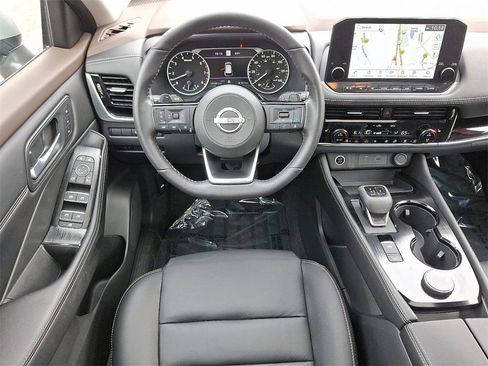 Certified 2023 Nissan Rogue SL w/ SL Premium Package image 13