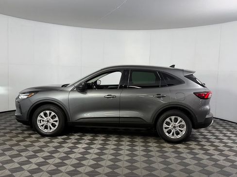 Used 2025 Ford Escape Active FWD image 9