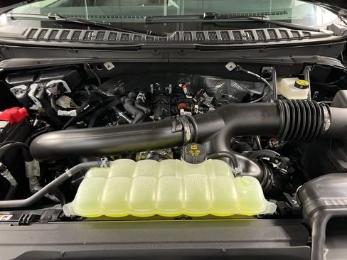 New 2025 Ford Expedition Active image 43