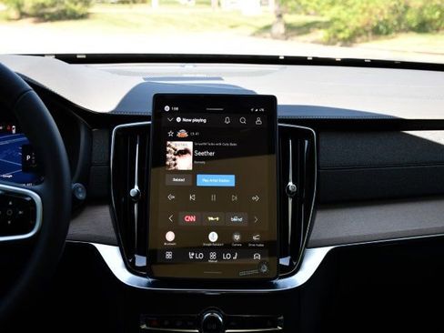 New 2026 Volvo XC90 B6 Plus w/ Protection Package Premier AWD/4WD image 26