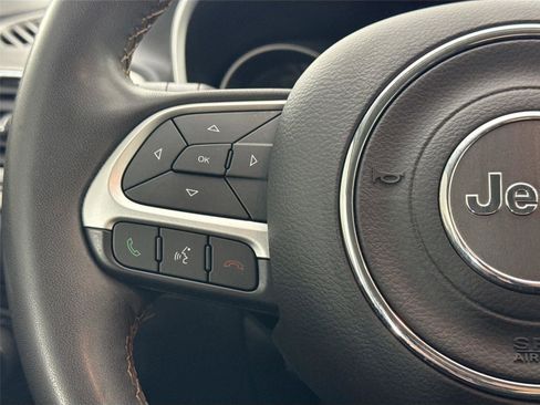 Used 2021 Jeep Compass Latitude image 17