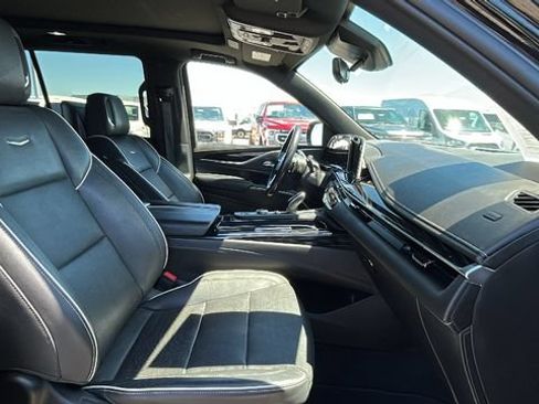 Used 2023 Cadillac Escalade Sport AWD/4WD image 11