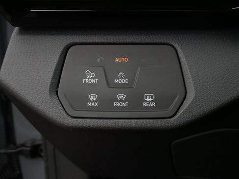 Certified 2023 Volkswagen ID.4 Pro S AWD/4WD image 26