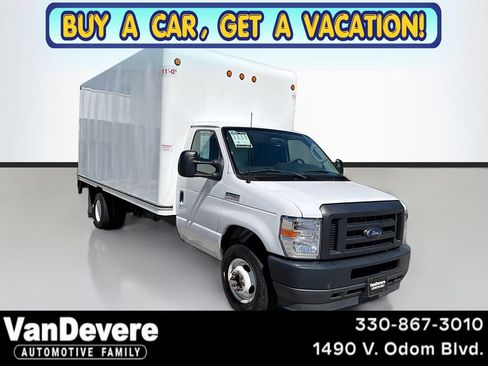 Used 2023 Ford E-450 and Econoline 450 Super Duty RWD image 1