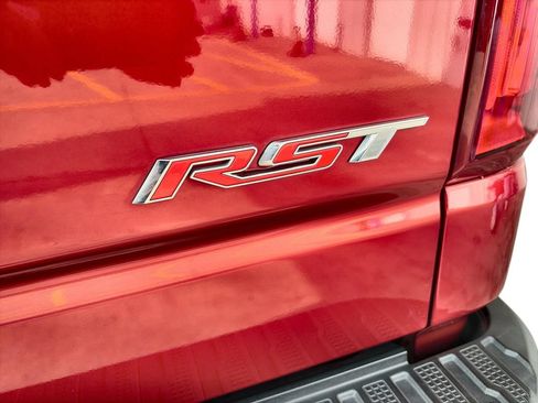 Certified 2022 Chevrolet Silverado 1500 RST AWD/4WD image 32