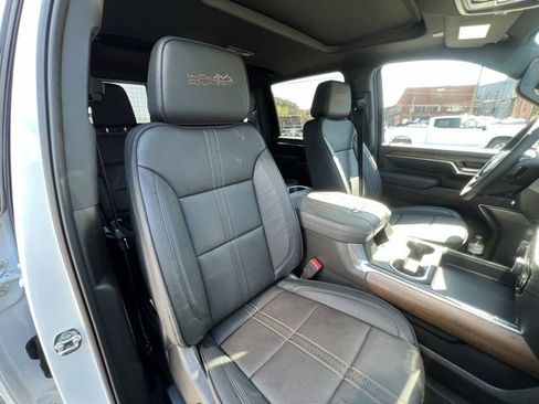 New 2025 Chevrolet Silverado 2500 High Country w/ High Country Premium Package image 17