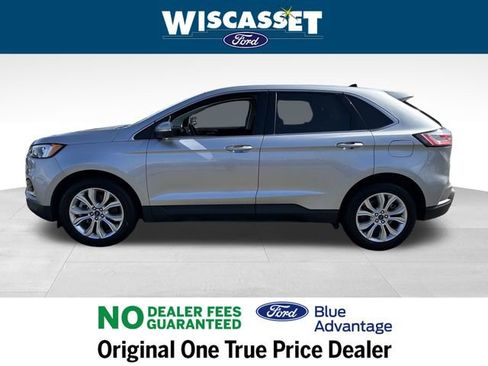Certified 2022 Ford Edge Titanium image 2