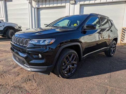 New 2026 Jeep Compass Limited image 8
