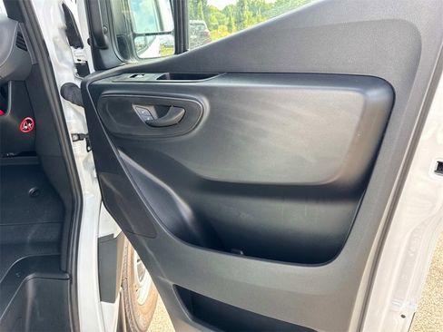New 2025 Mercedes-Benz Sprinter 2500 image 15
